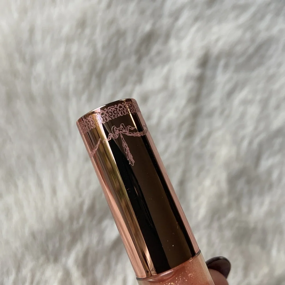 Too Faced Lip Injection Maximum Plump Lip gloss  Cotton candy kisses peachy pink